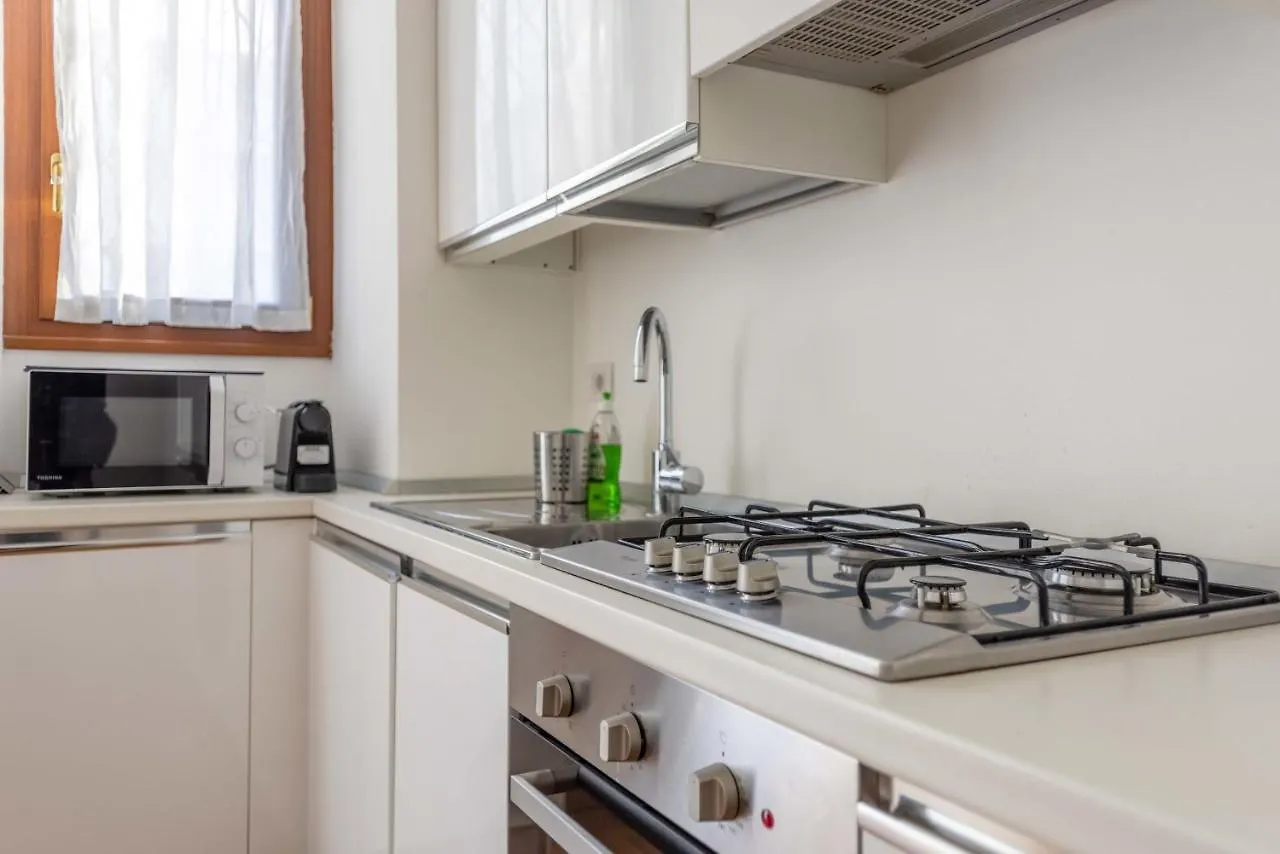 Apartament Magic Flat In Duomo By Easylife Mediolan 0*,  Włochy